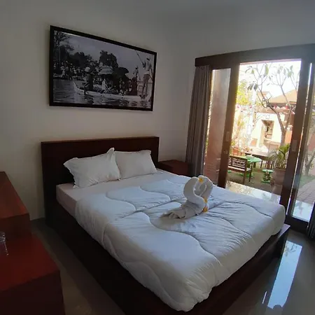 D&D Homestay Pesanggaran Exterior photo